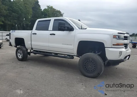 2017 Chevrolet Silverado K1500 Lt z USA, uszkodzony, nr VIN 3GCUKREC6HG305139